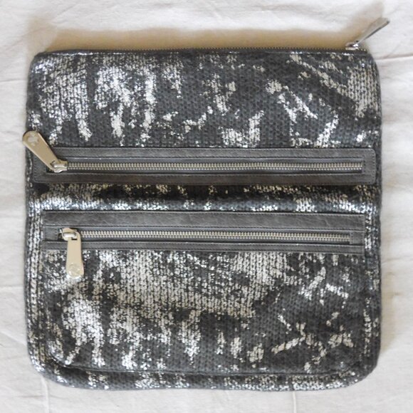 Stefanel Women Oversized Wool and Metallic Effect Zippered Clutch - Picture 1 of 16